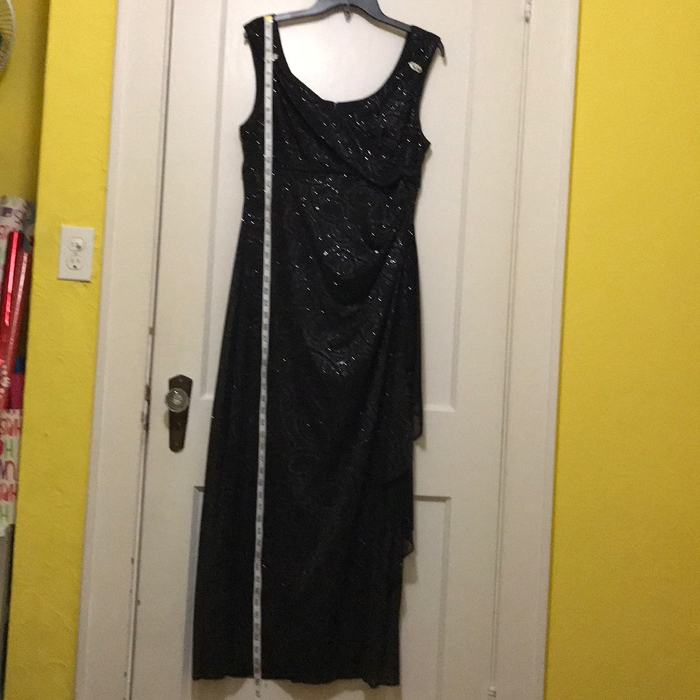 Prom Dress - Picture 2 of 5